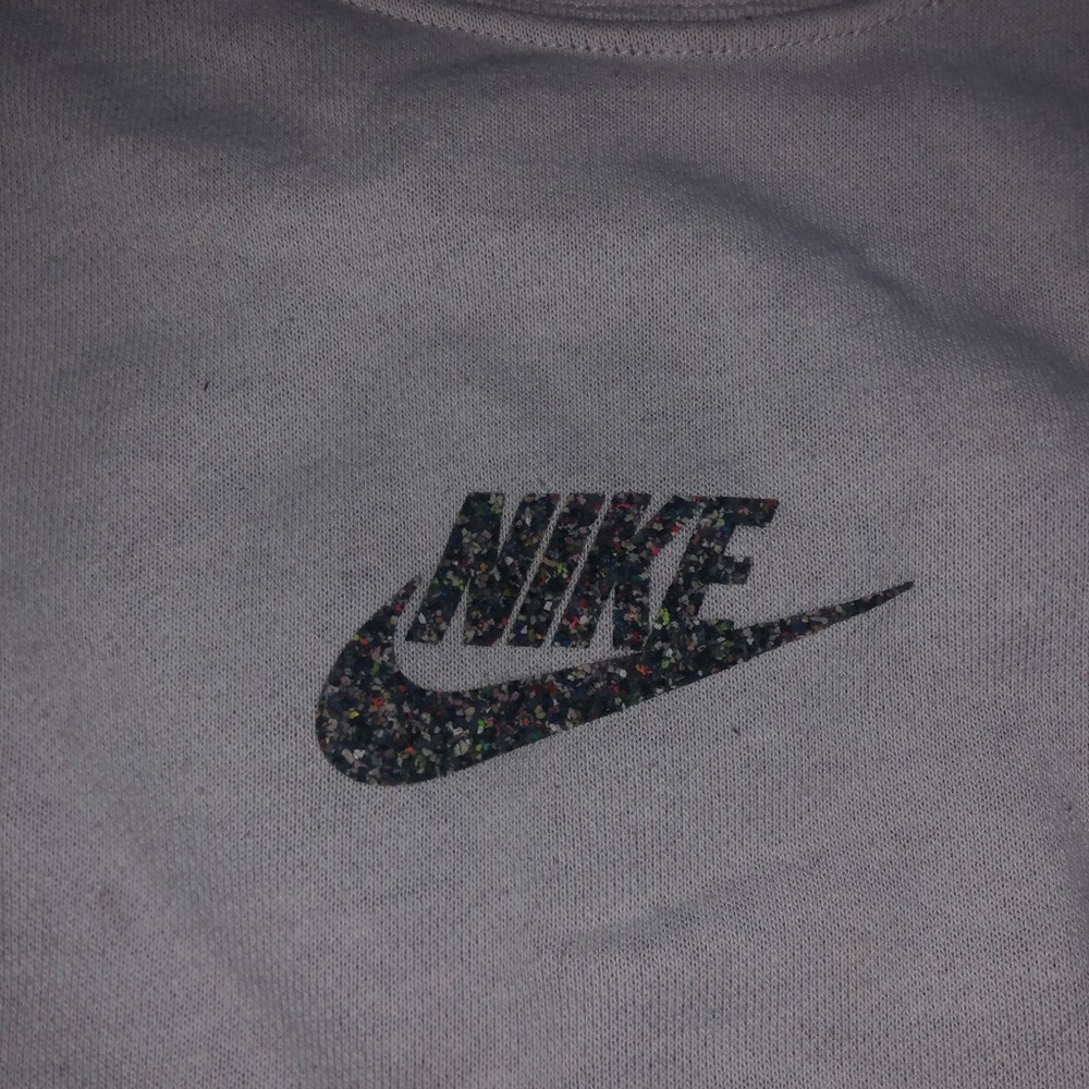 Nike cropped sweatshirt - Picture 2 of 3